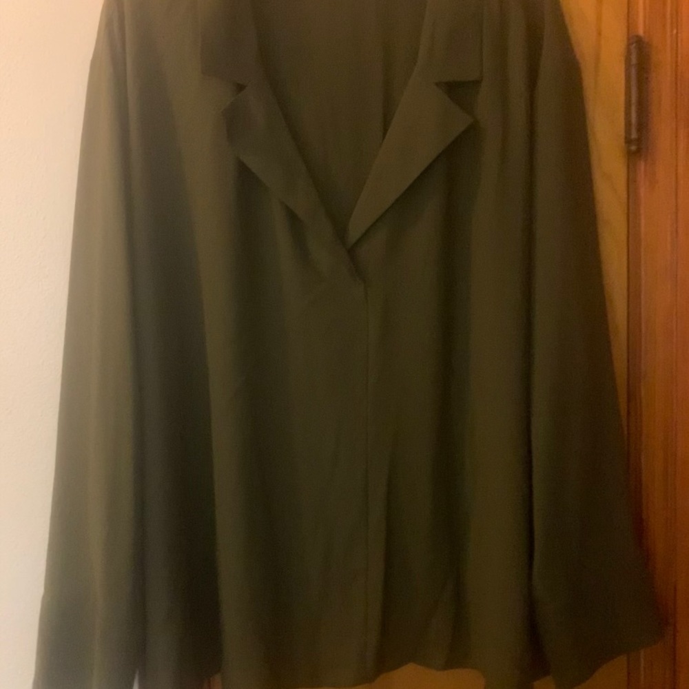 ELOQUII green v neck blouse